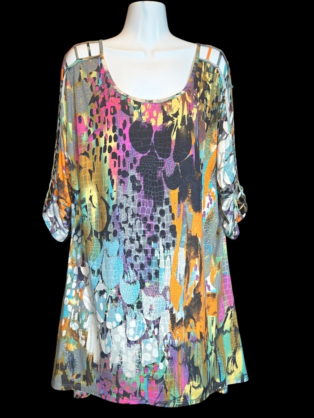 Mesmerize Abstract Multicolor Scoop Neck Tunic